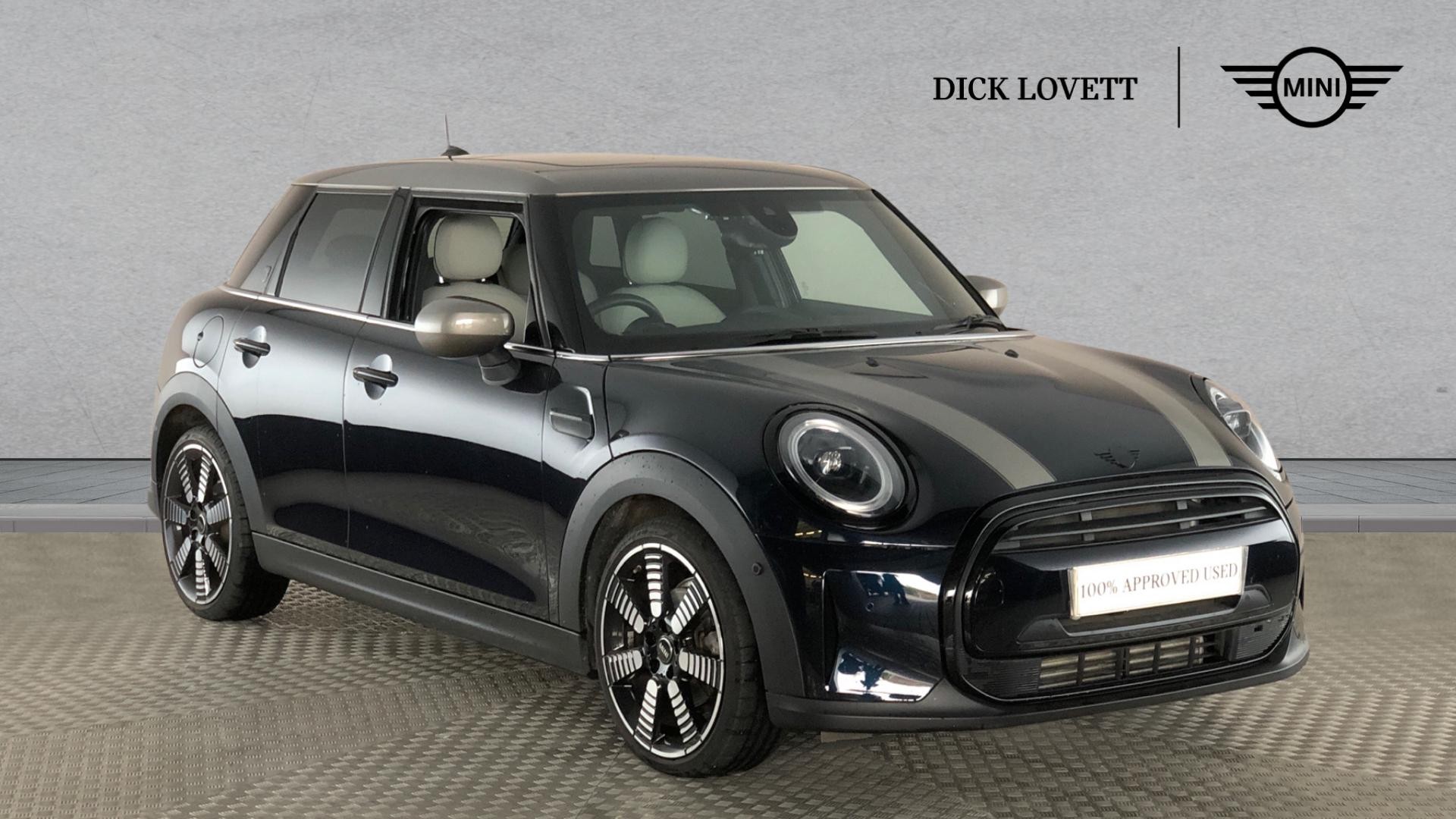 Main listing image - MINI Hatchback