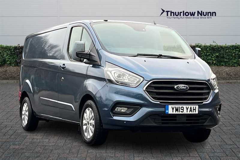 Main listing image - Ford Transit Custom