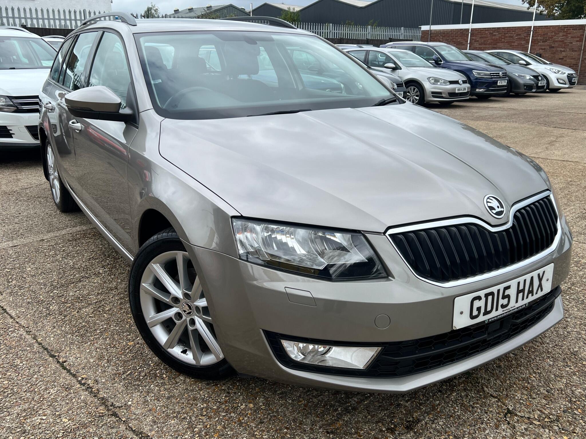 Main listing image - Skoda Octavia Estate