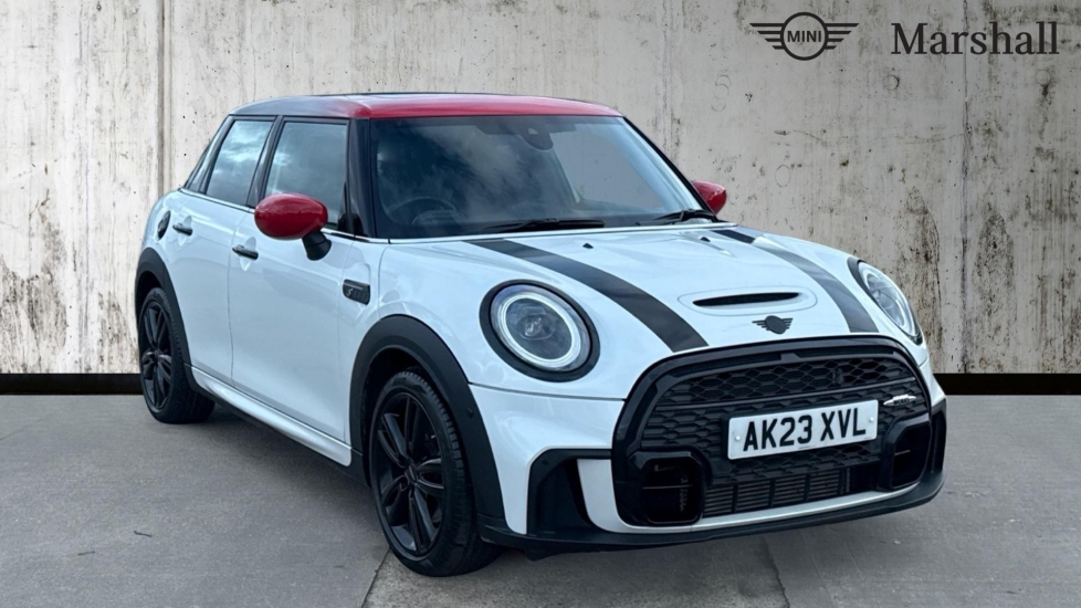 Main listing image - MINI Hatchback 5dr