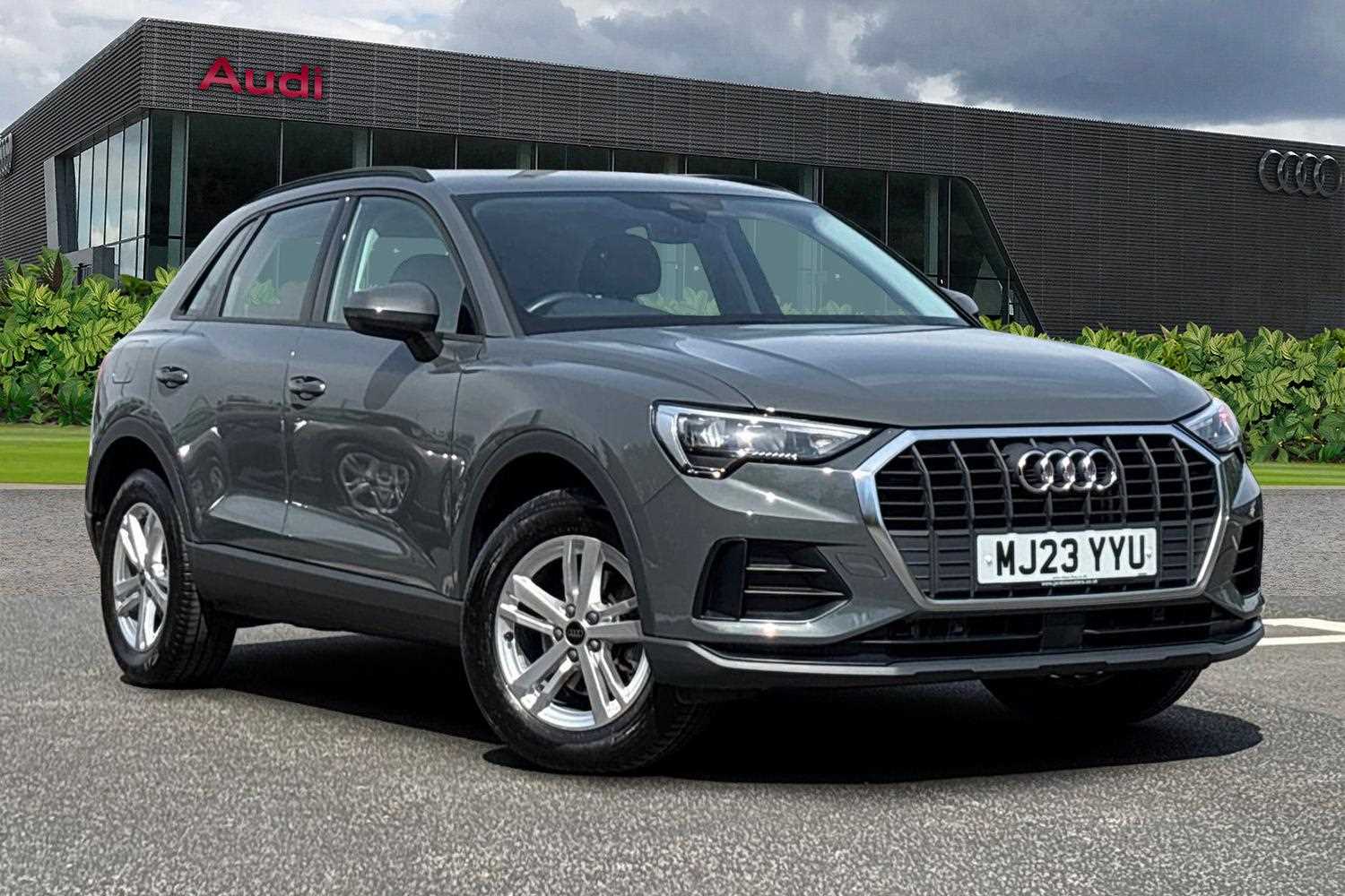 Main listing image - Audi Q3