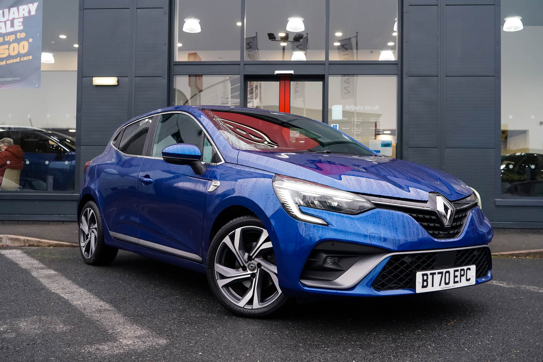 Main listing image - Renault Clio