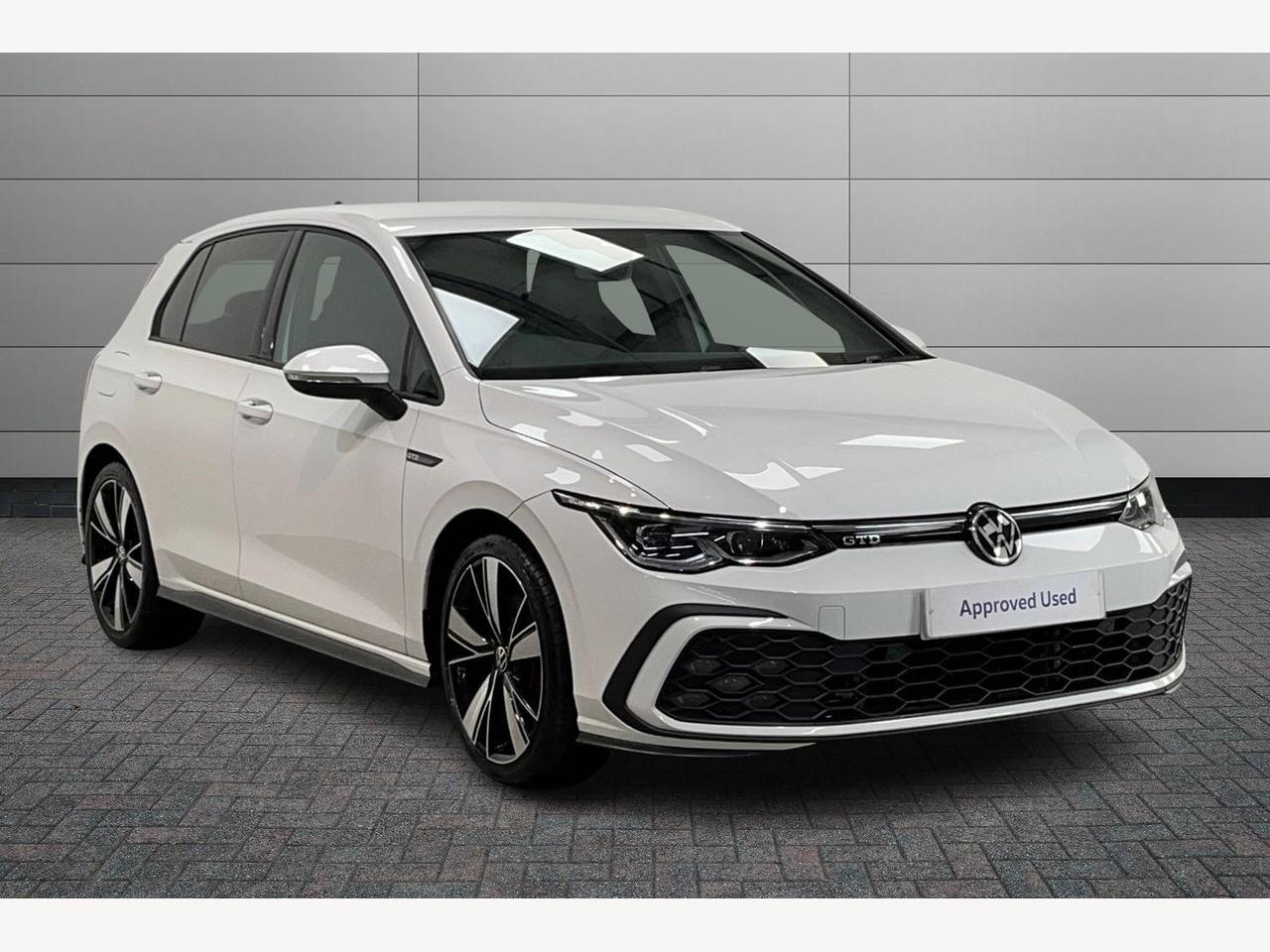 Main listing image - Volkswagen Golf