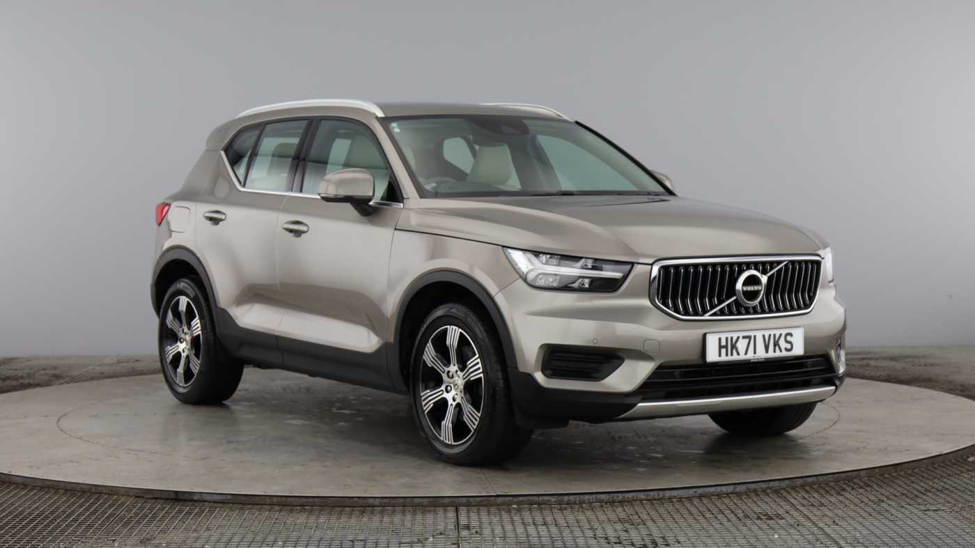 Main listing image - Volvo XC40