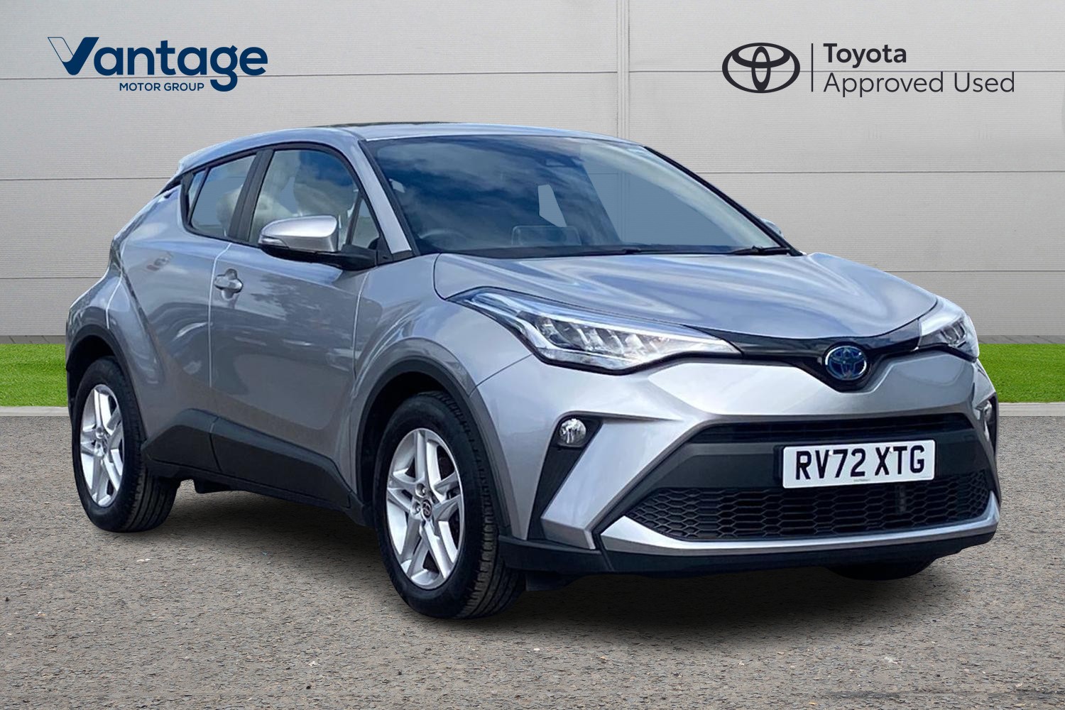 Main listing image - Toyota C-HR