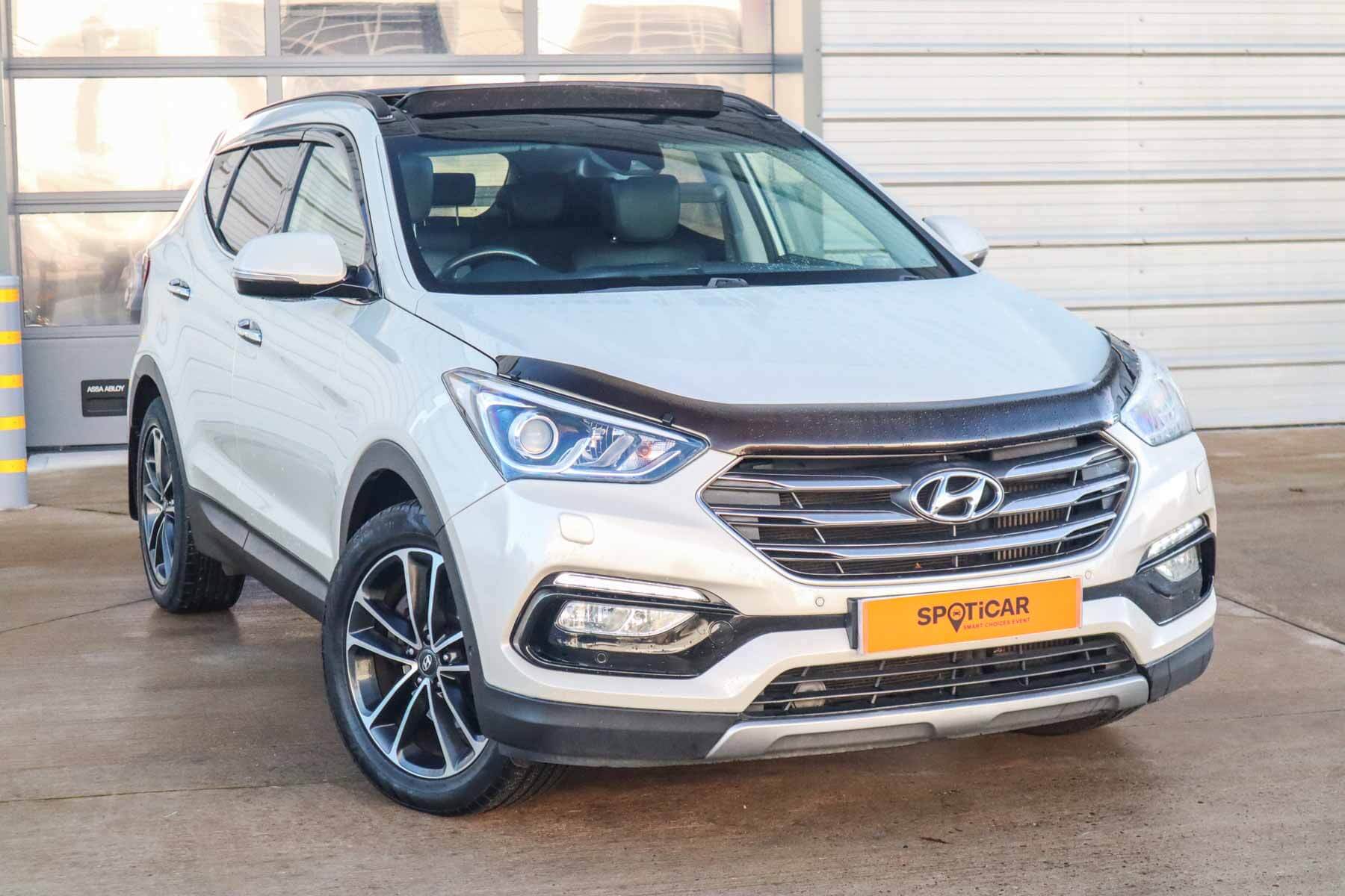 Main listing image - Hyundai Santa Fe