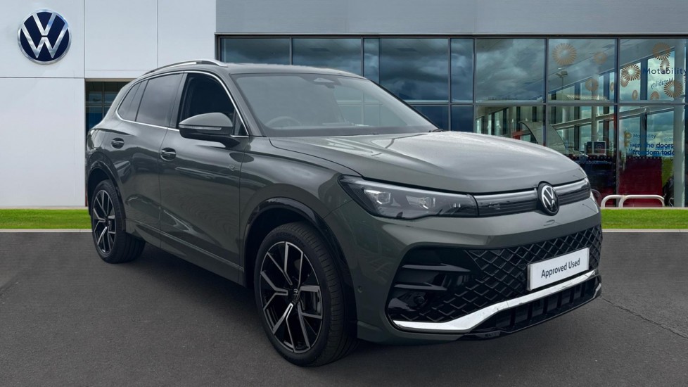 Main listing image - Volkswagen Tiguan