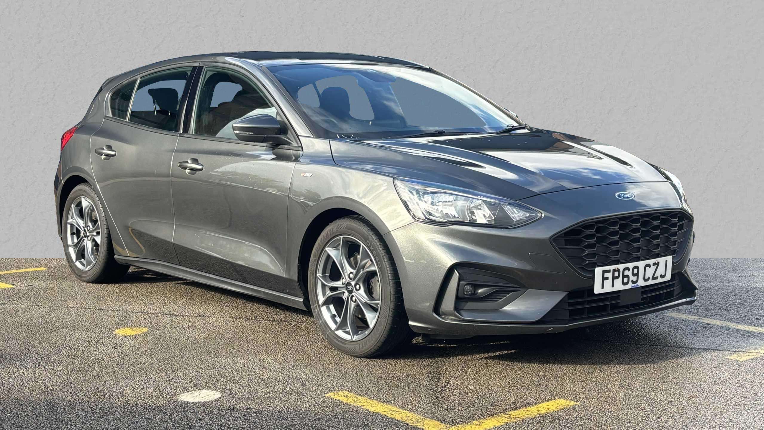 Main listing image - Ford Focus