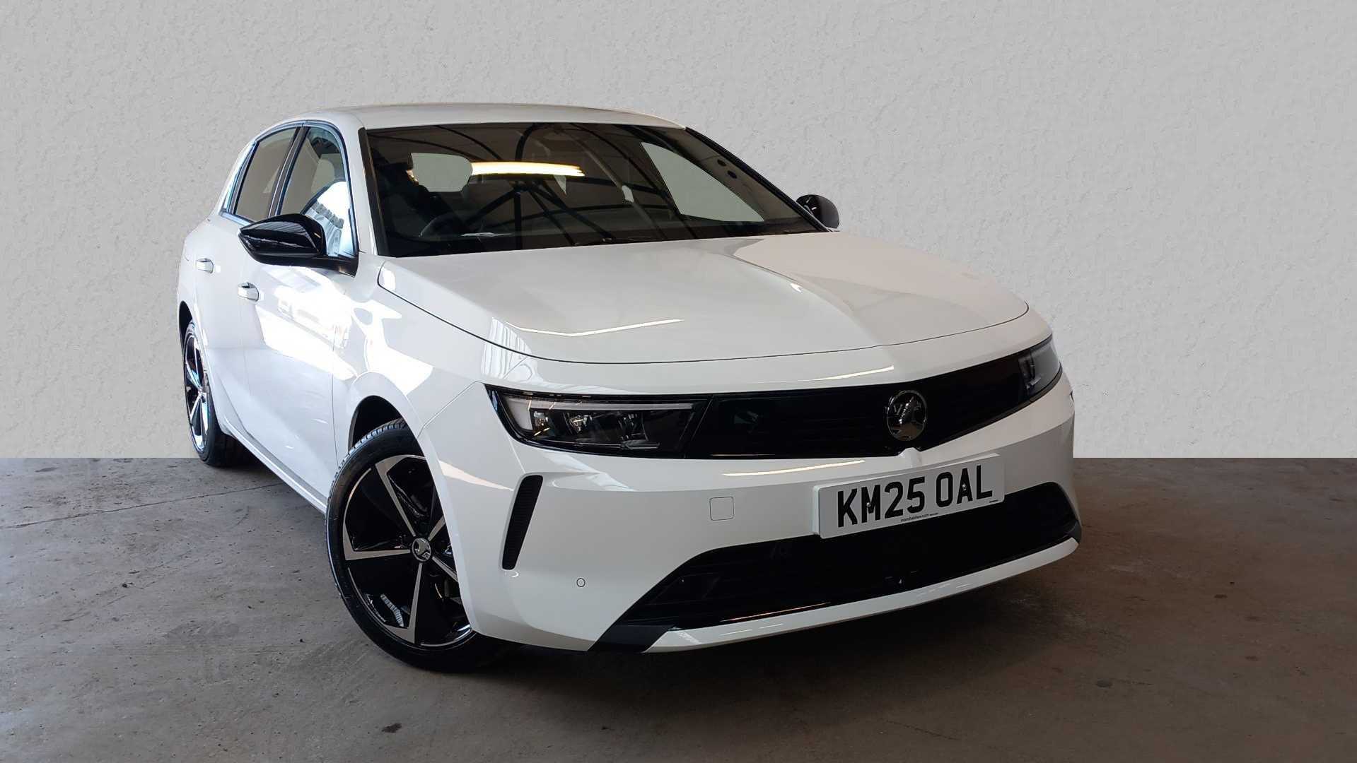 Main listing image - Vauxhall Astra