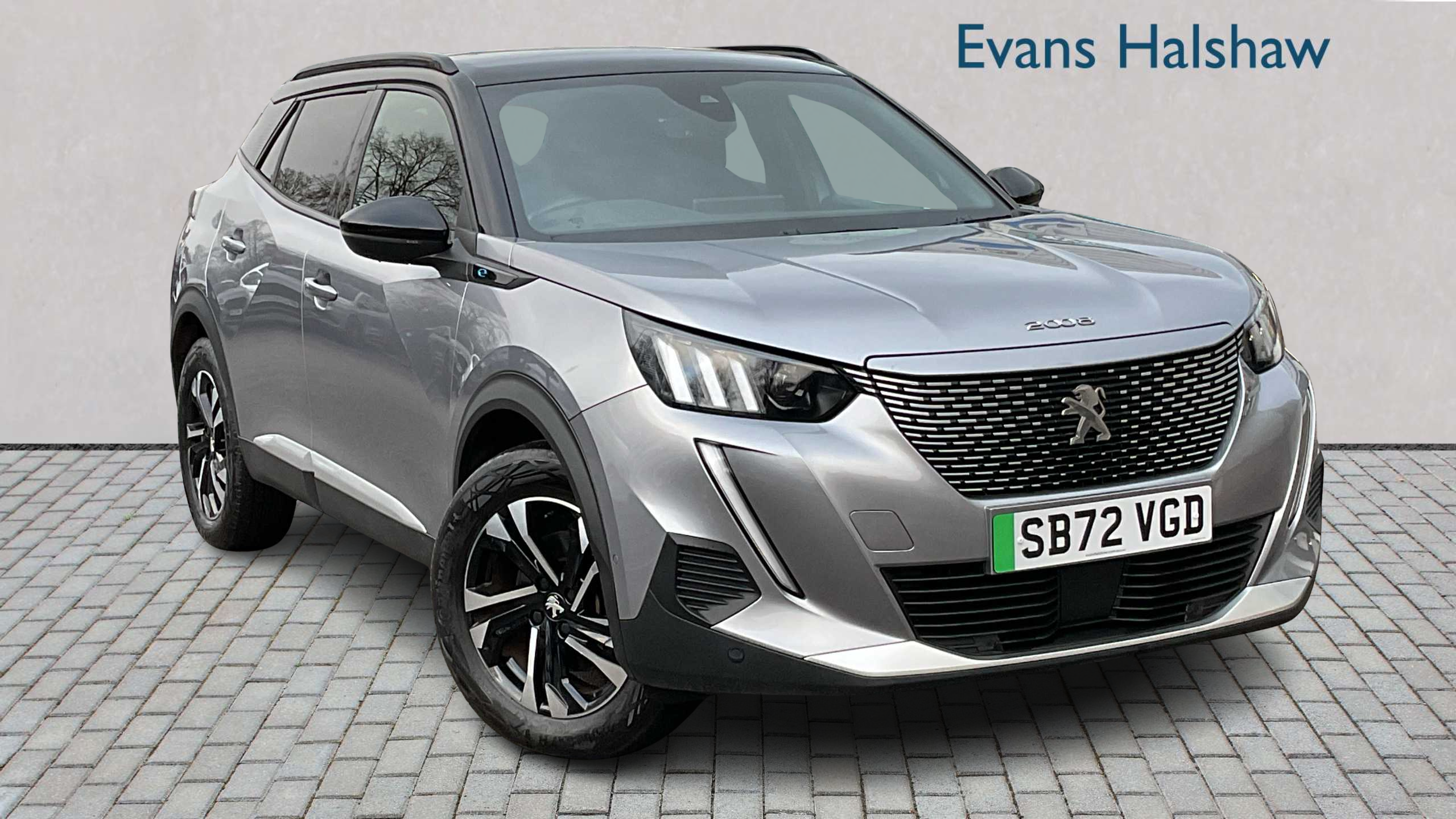 Main listing image - Peugeot e-2008