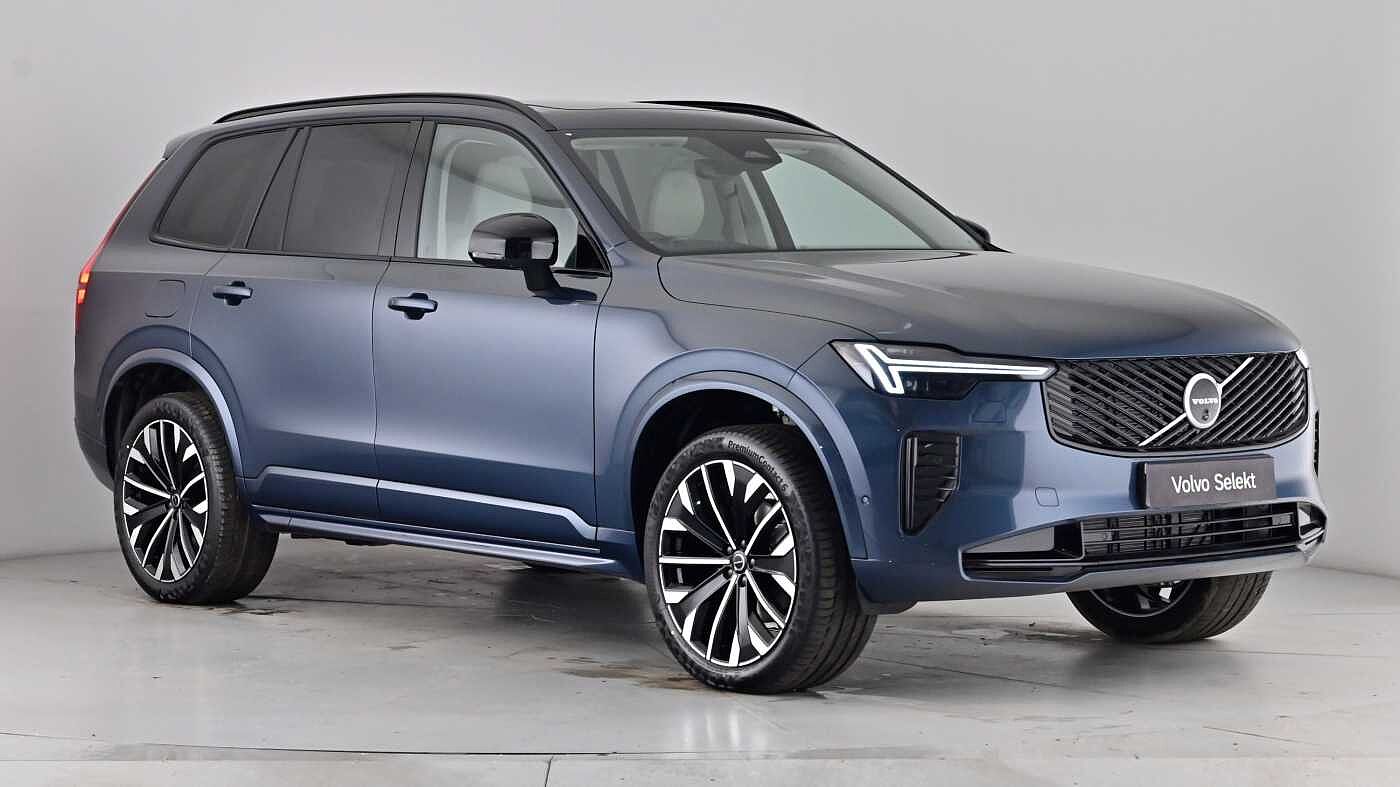 Main listing image - Volvo XC90