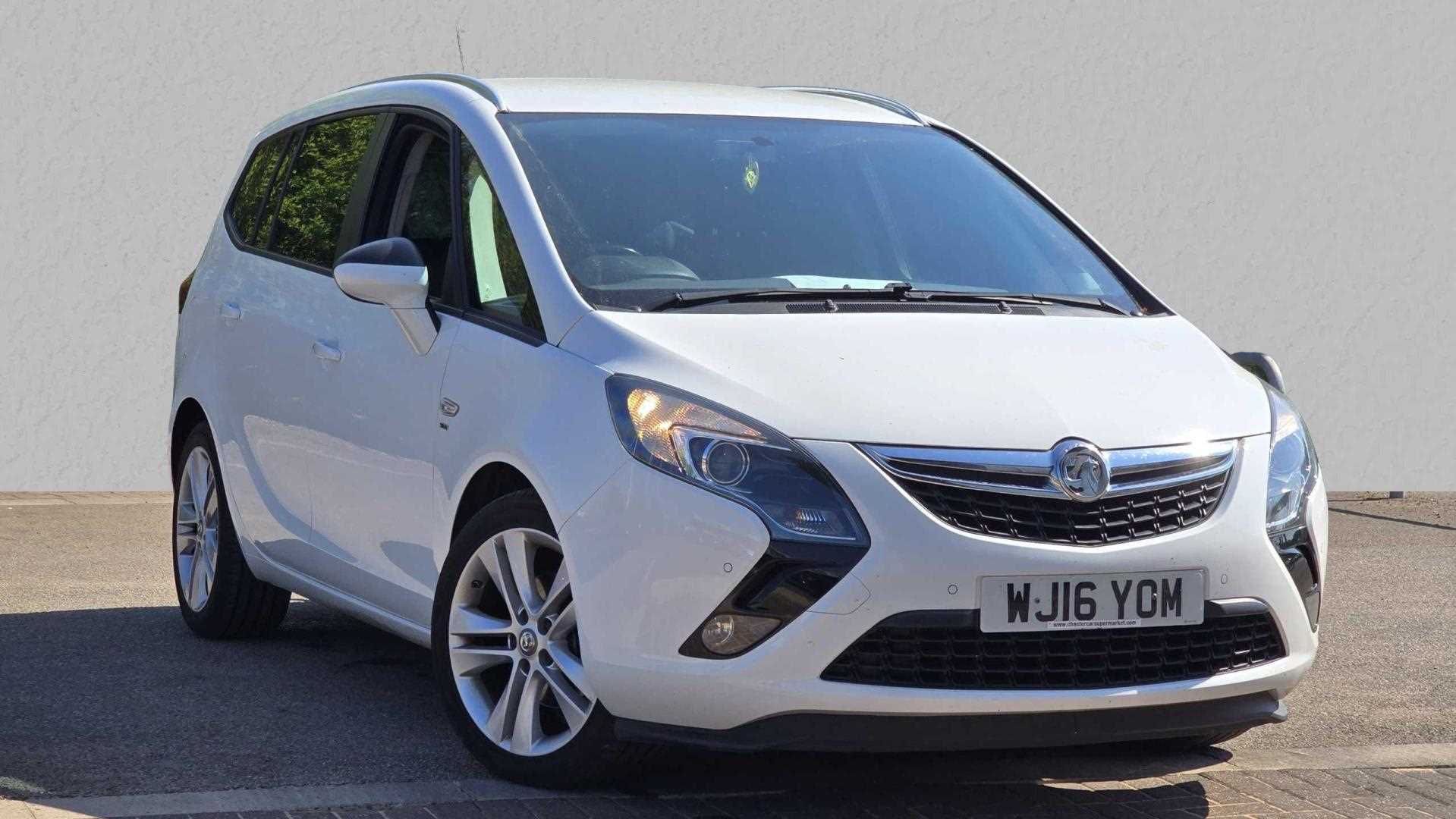 Main listing image - Vauxhall Zafira