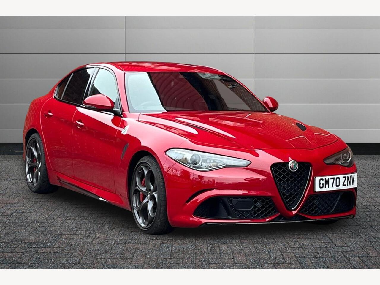 Main listing image - Alfa Romeo Giulia