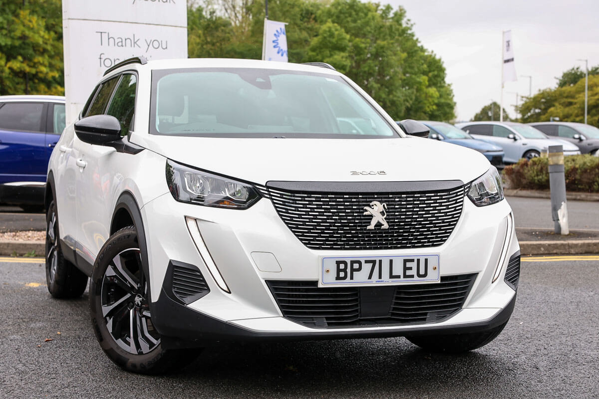 Main listing image - Peugeot 2008