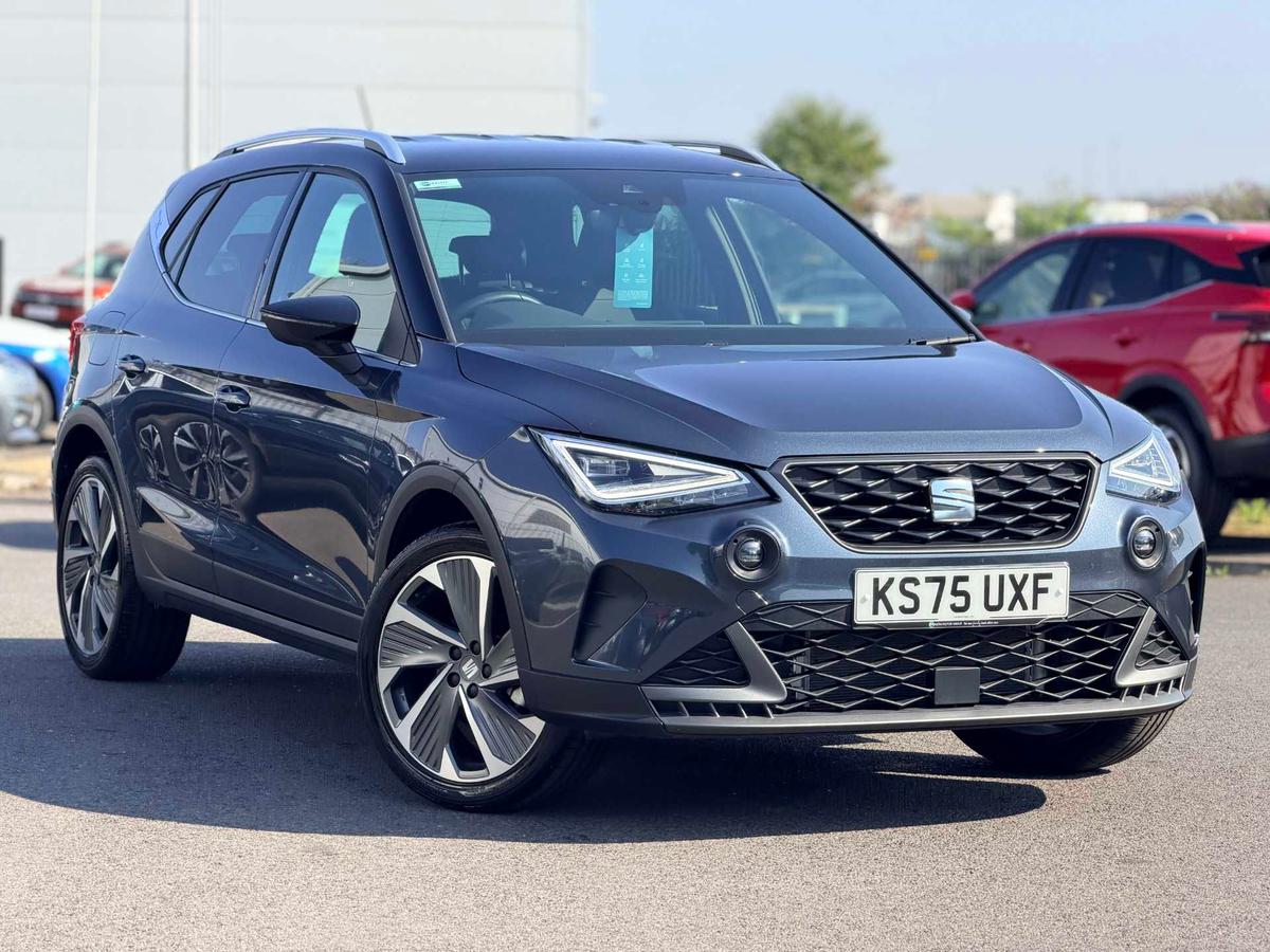 Main listing image - SEAT Arona