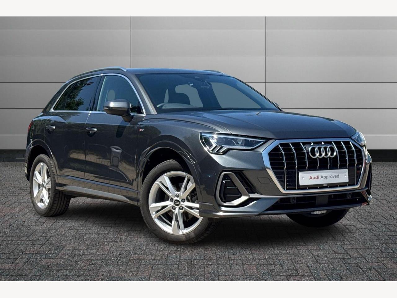 Main listing image - Audi Q3
