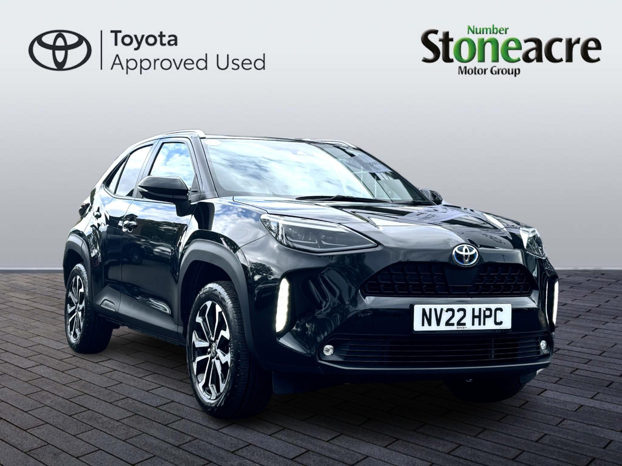 Main listing image - Toyota Yaris Cross