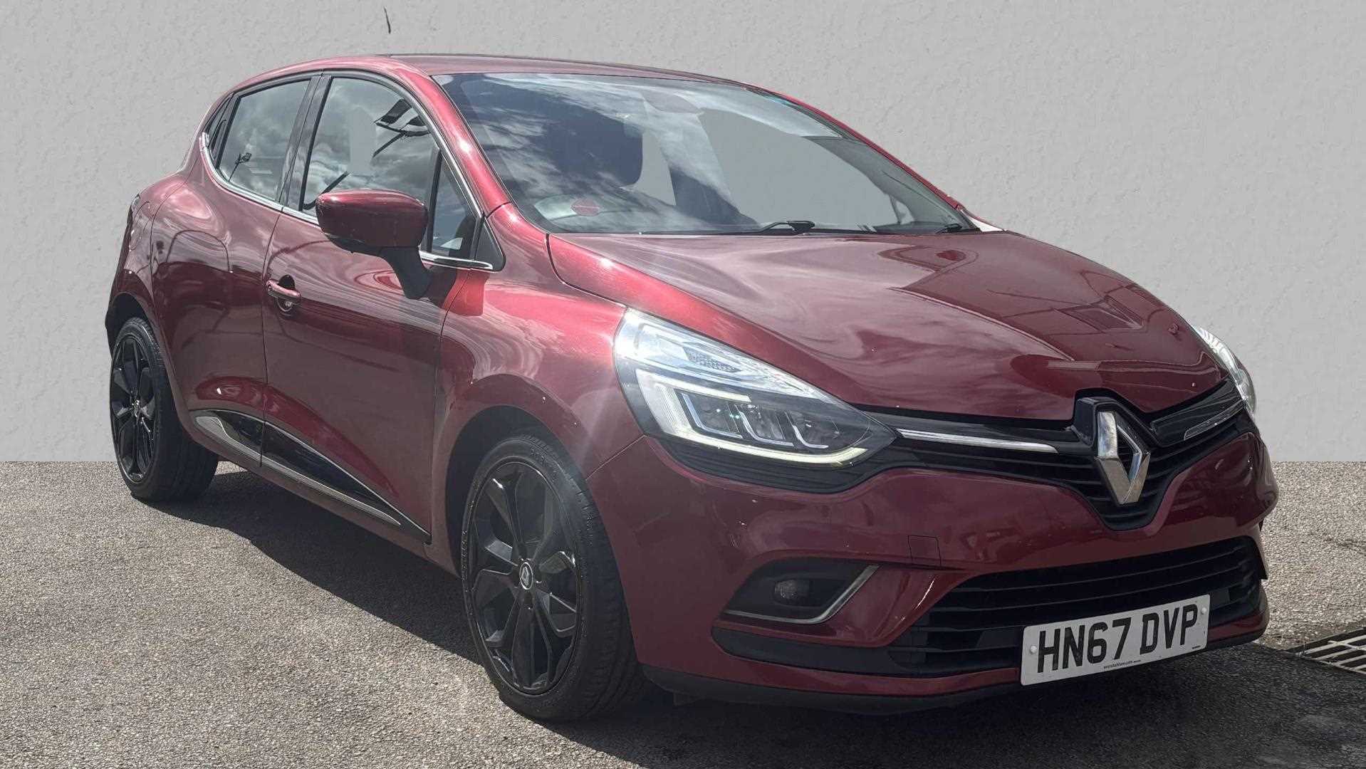 Main listing image - Renault Clio
