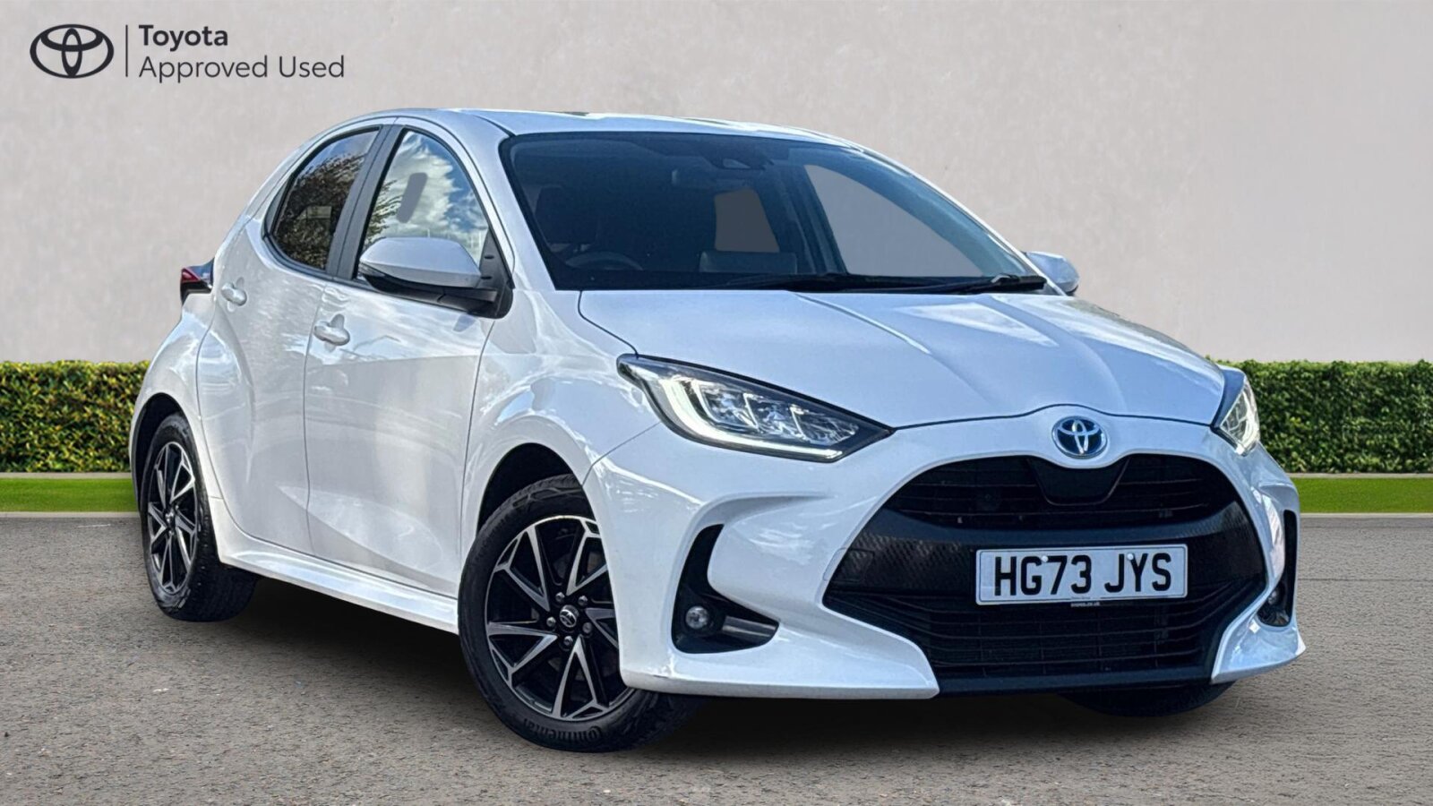 Main listing image - Toyota Yaris