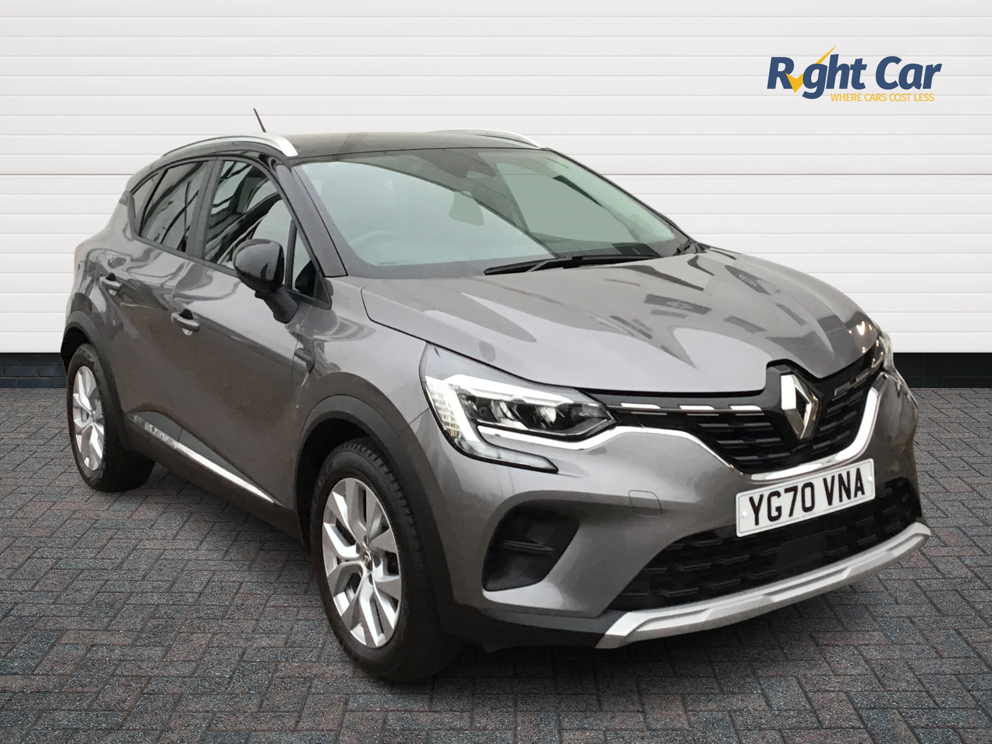 Main listing image - Renault Captur