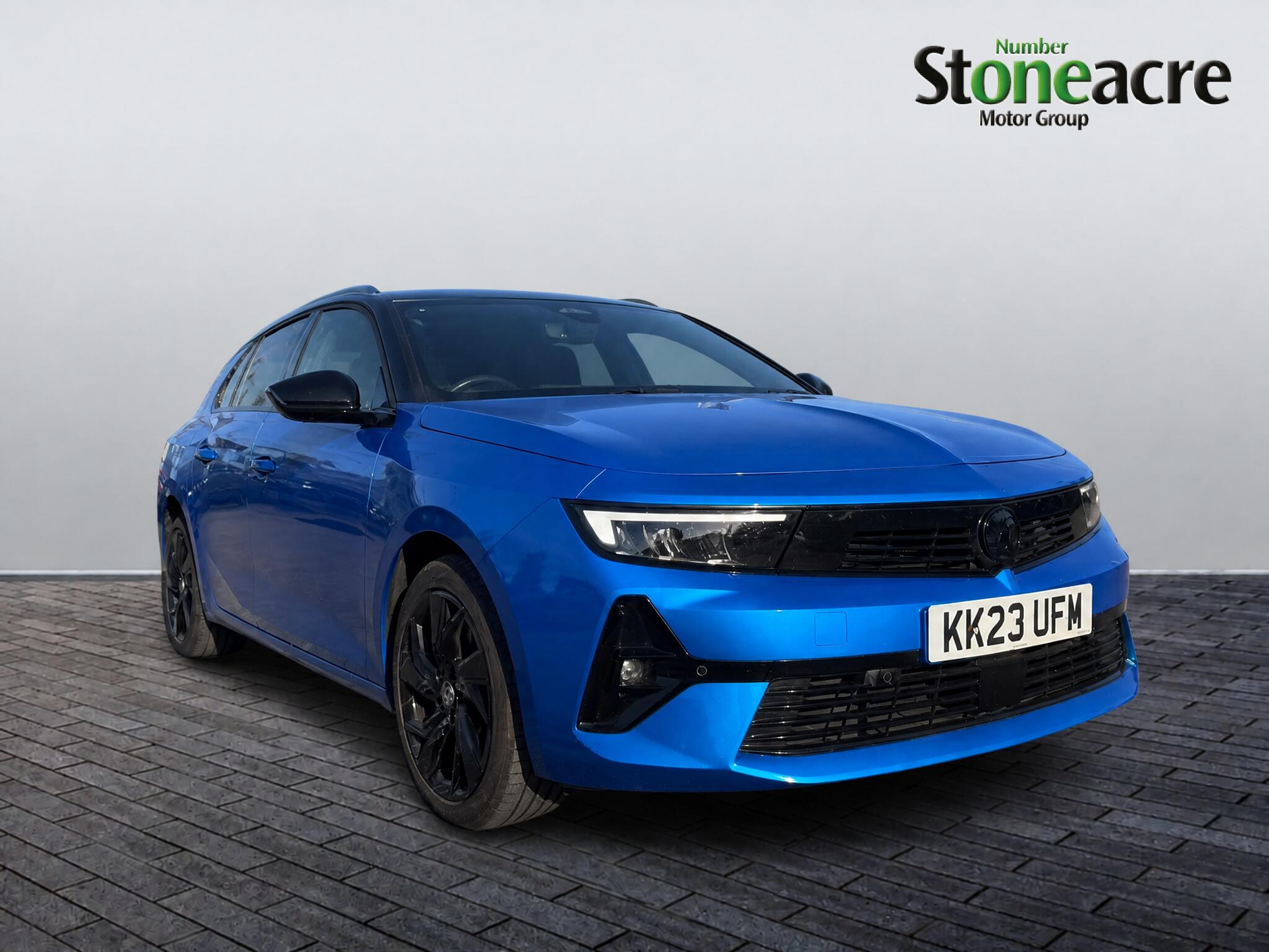 Main listing image - Vauxhall Astra