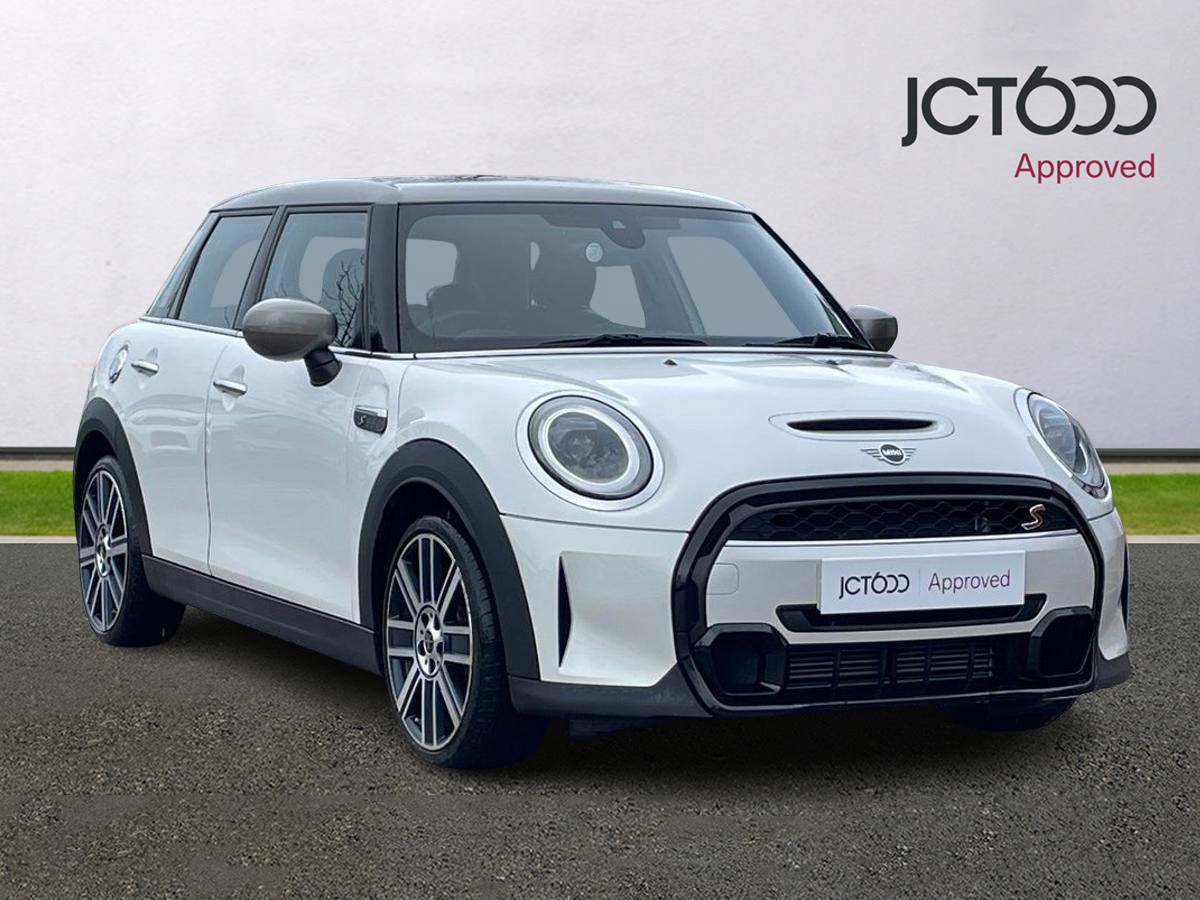 Main listing image - MINI Hatchback 5dr