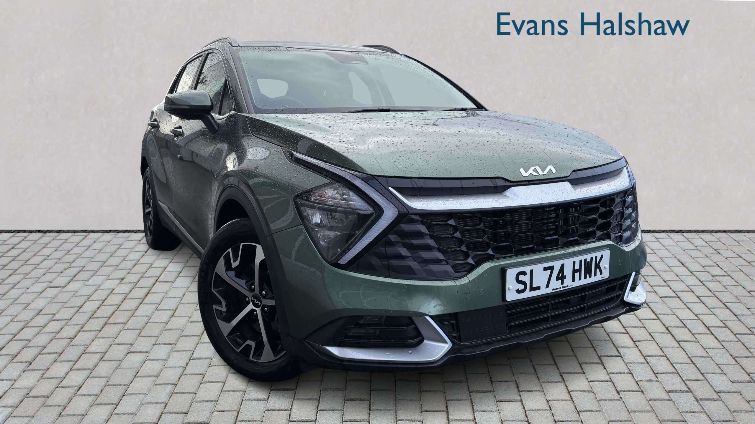 Main listing image - Kia Sportage