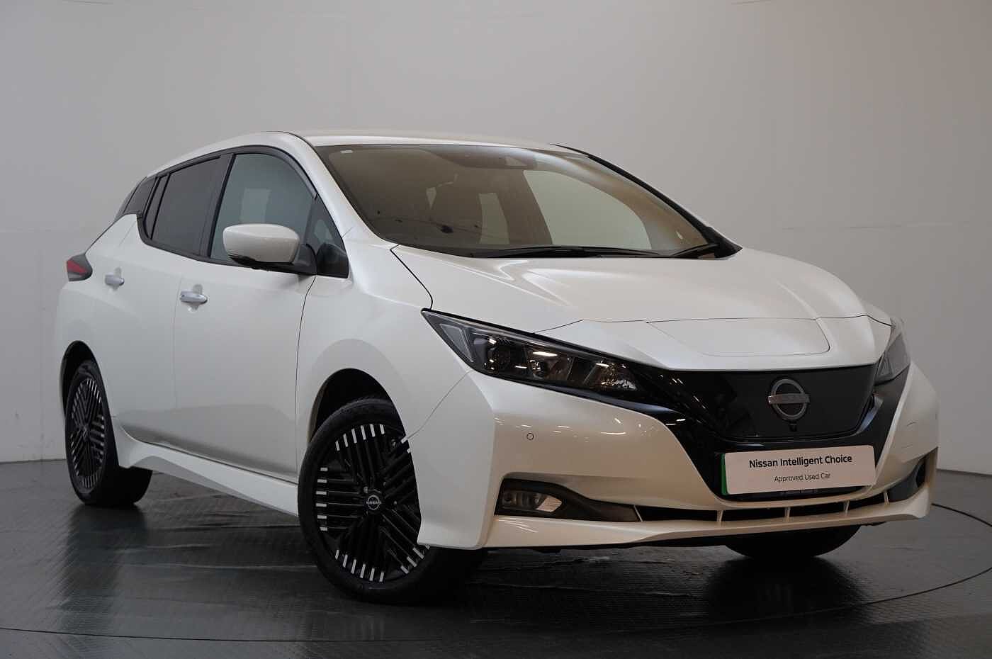 Main listing image - Nissan Leaf