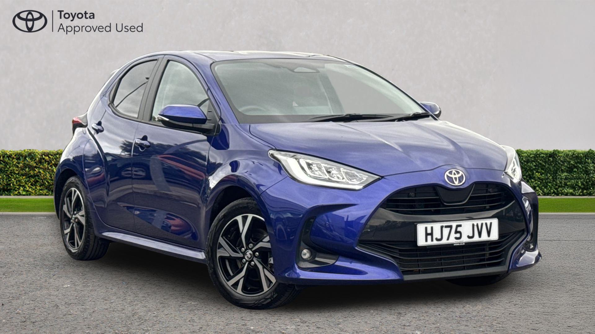 Main listing image - Toyota Yaris