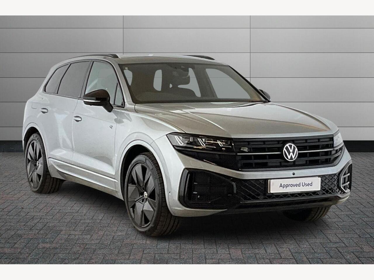 Main listing image - Volkswagen Touareg