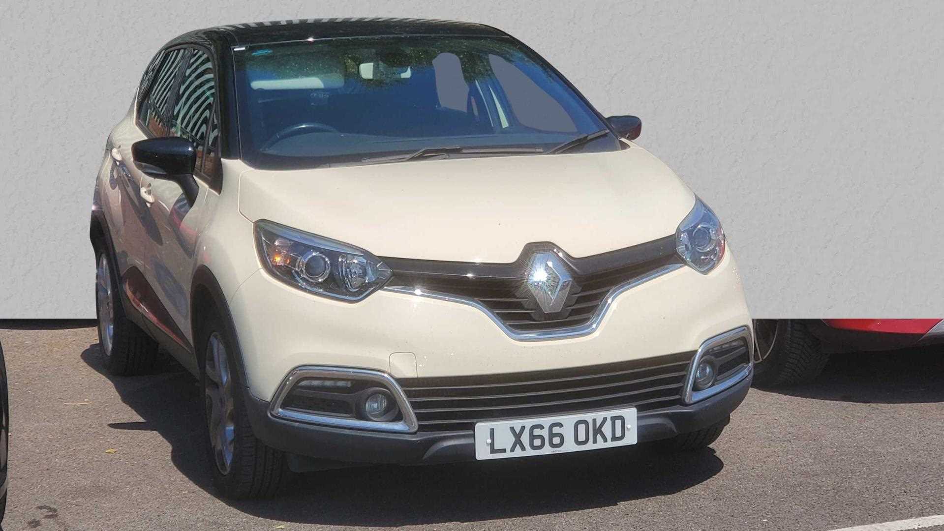 Main listing image - Renault Captur