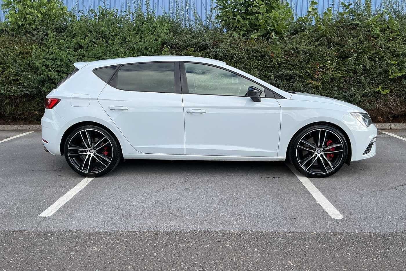 Main listing image - SEAT Leon