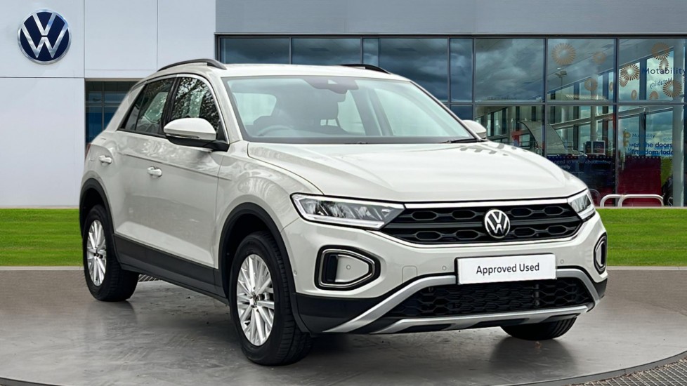 Main listing image - Volkswagen T-Roc
