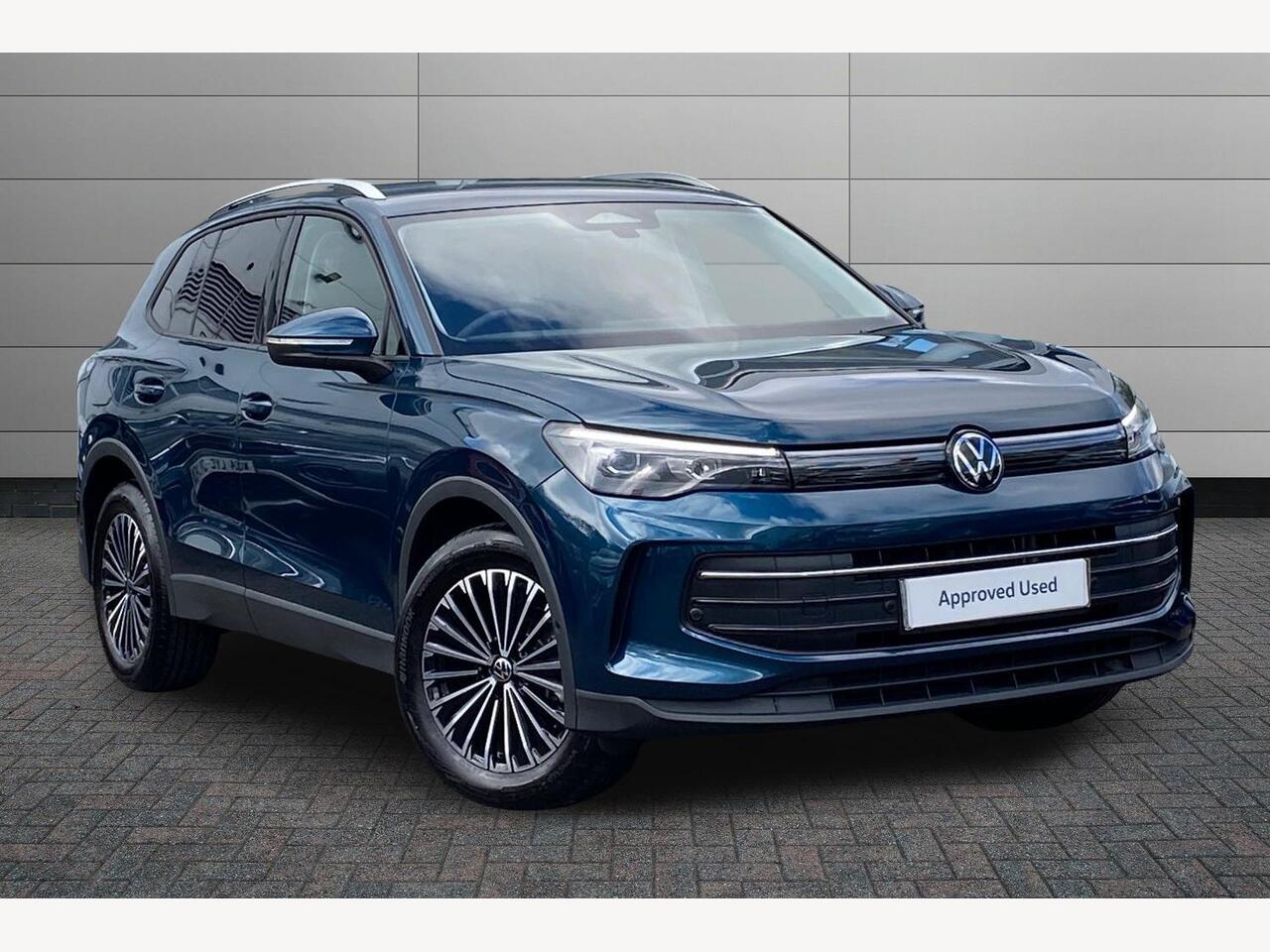 Main listing image - Volkswagen Tiguan