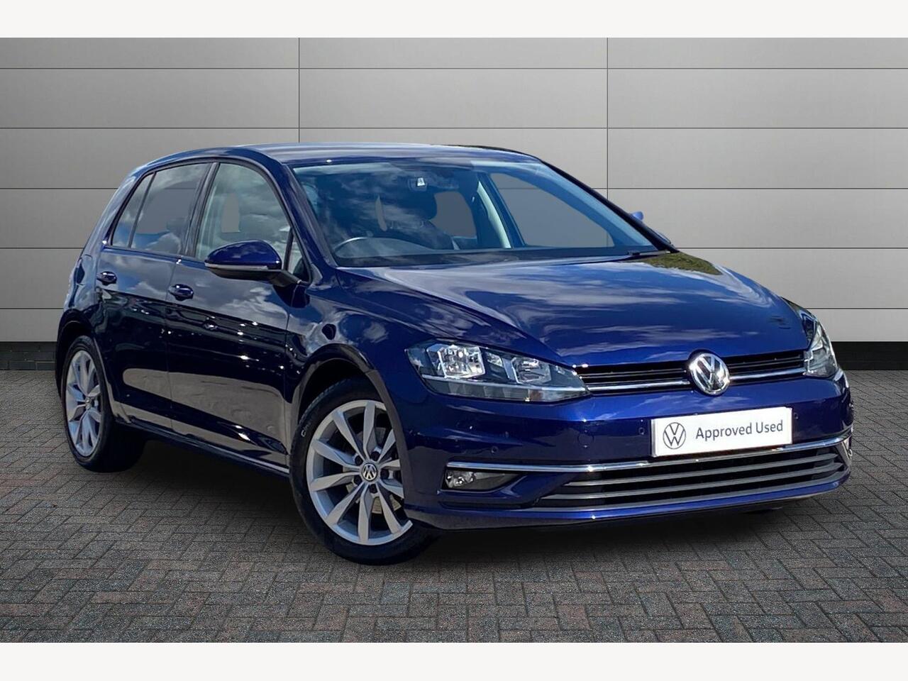Main listing image - Volkswagen Golf