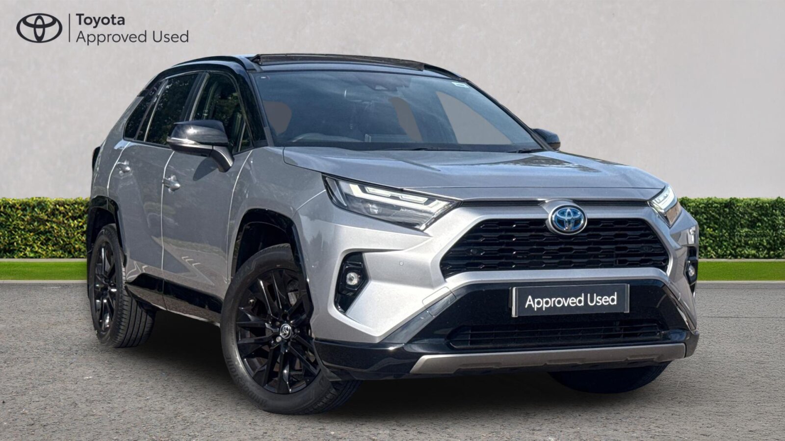 Main listing image - Toyota RAV4