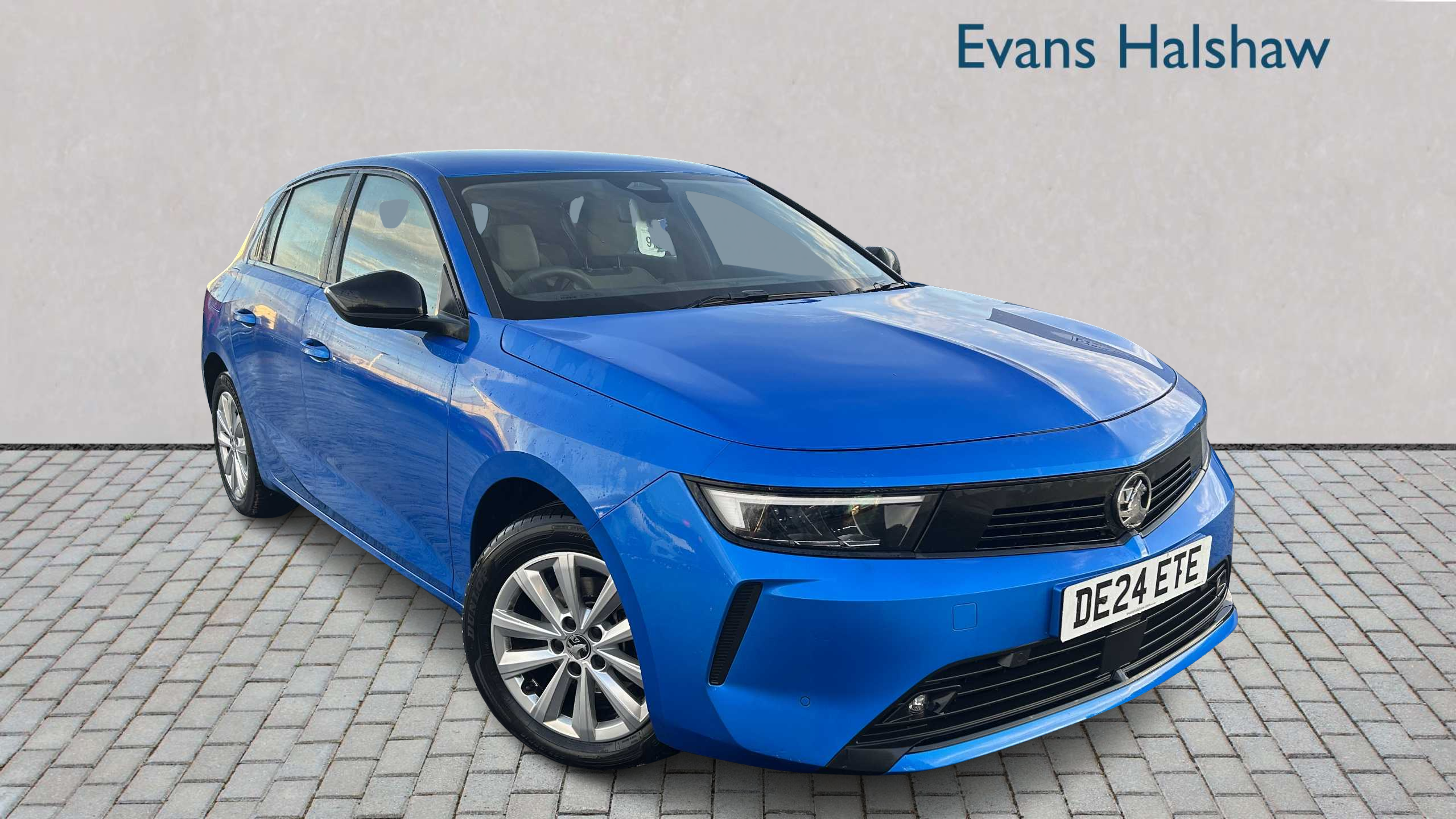 Main listing image - Vauxhall Astra