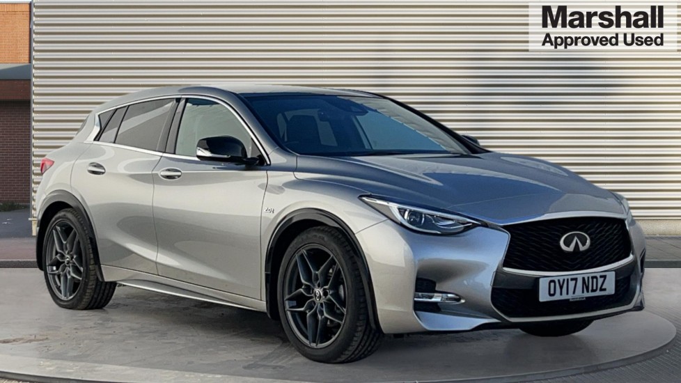 Main listing image - Infiniti Q30