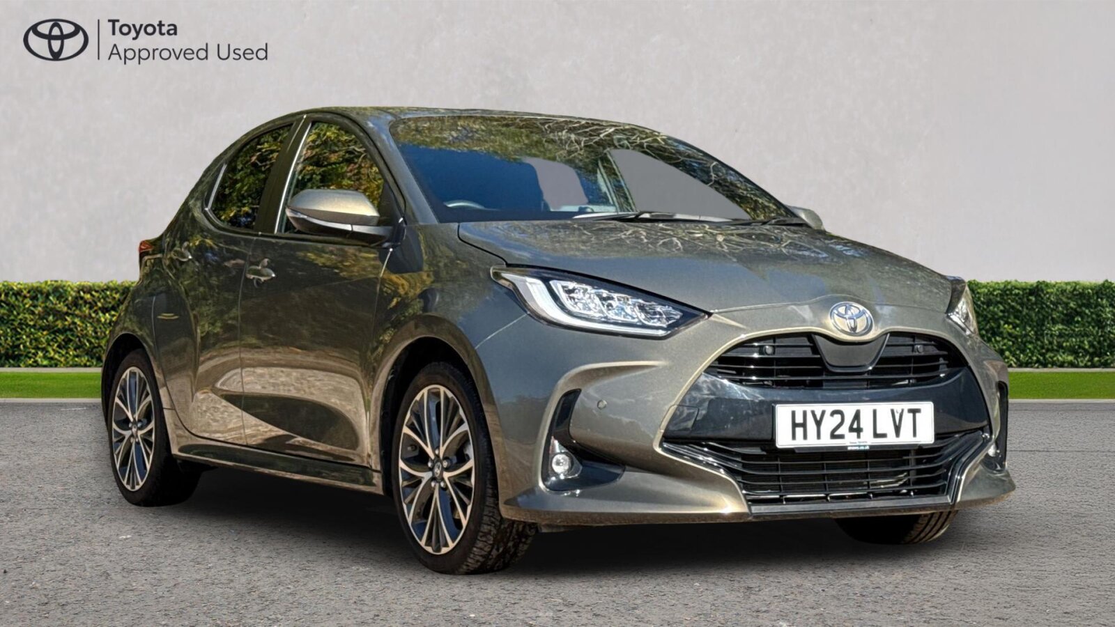 Main listing image - Toyota Yaris