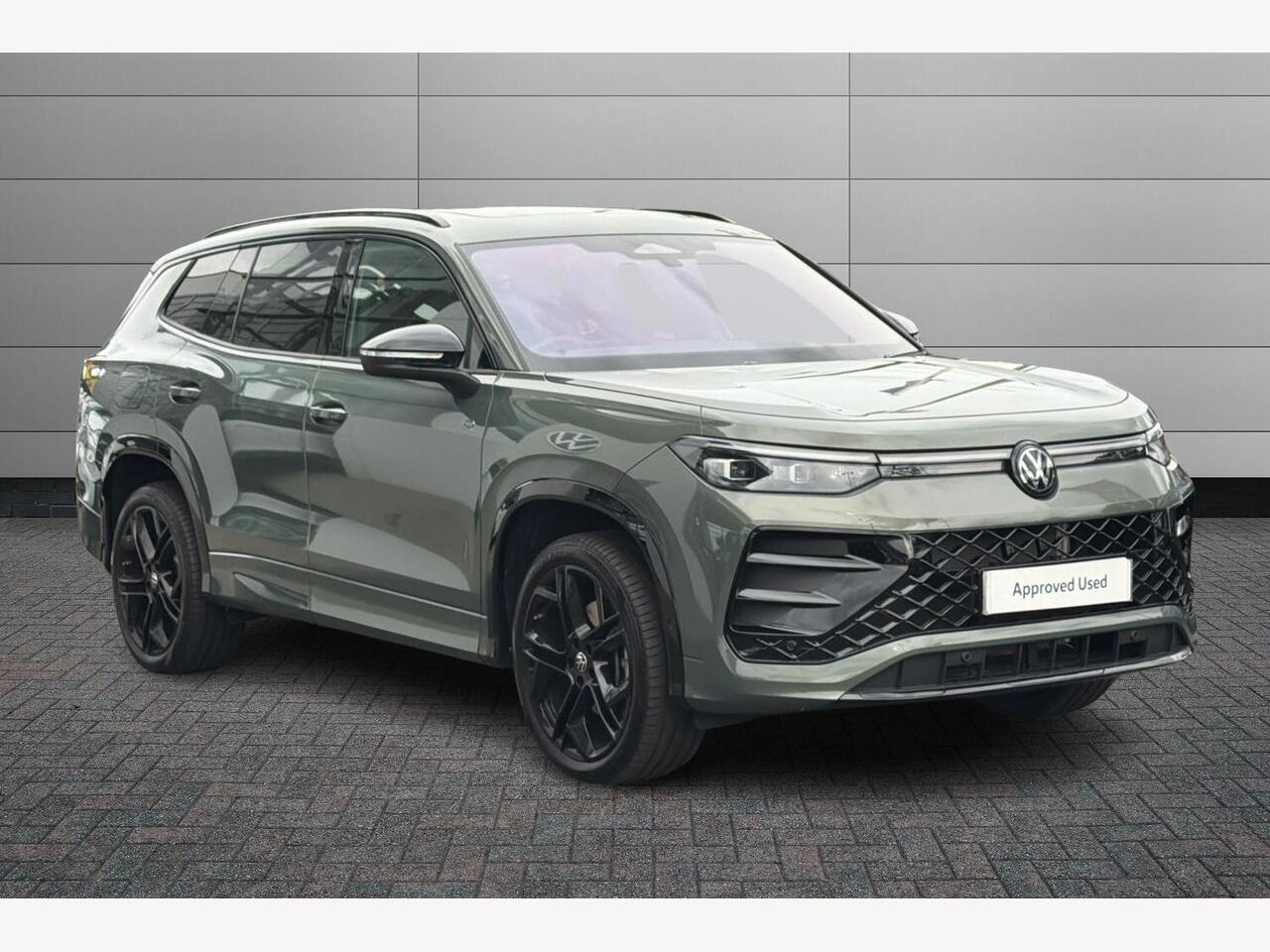Main listing image - Volkswagen Tayron