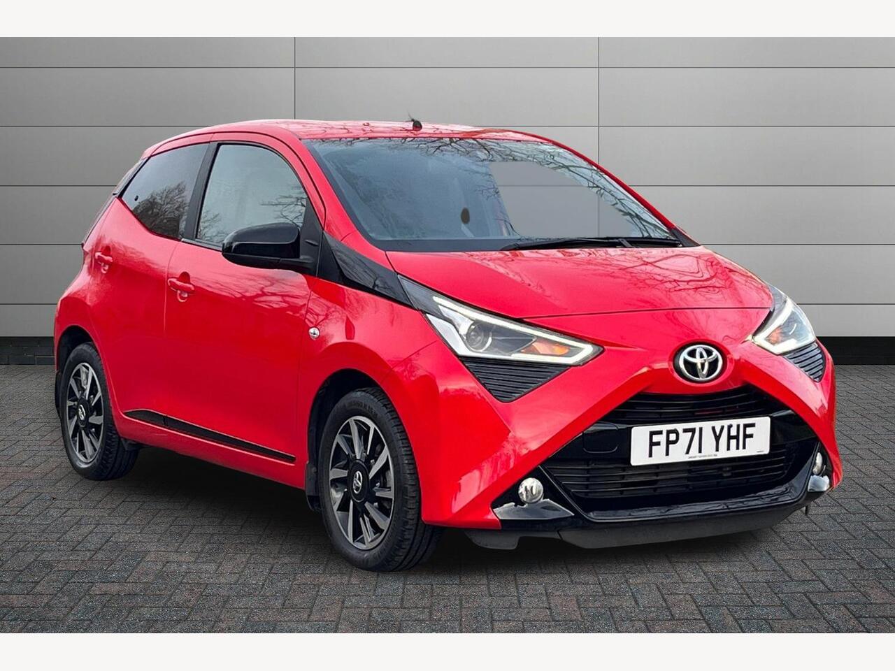 Main listing image - Toyota Aygo