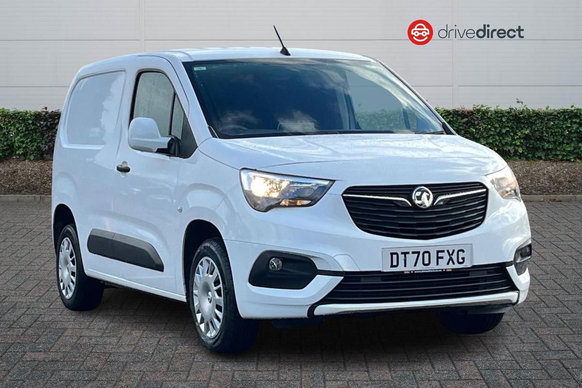 Main listing image - Vauxhall Combo Cargo