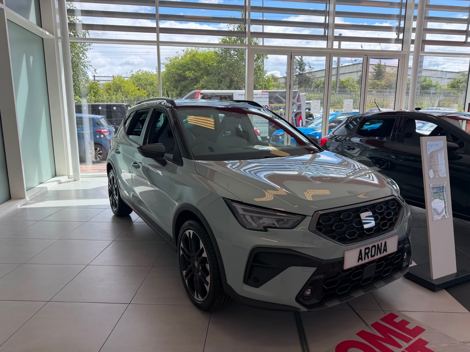Main listing image - SEAT Arona