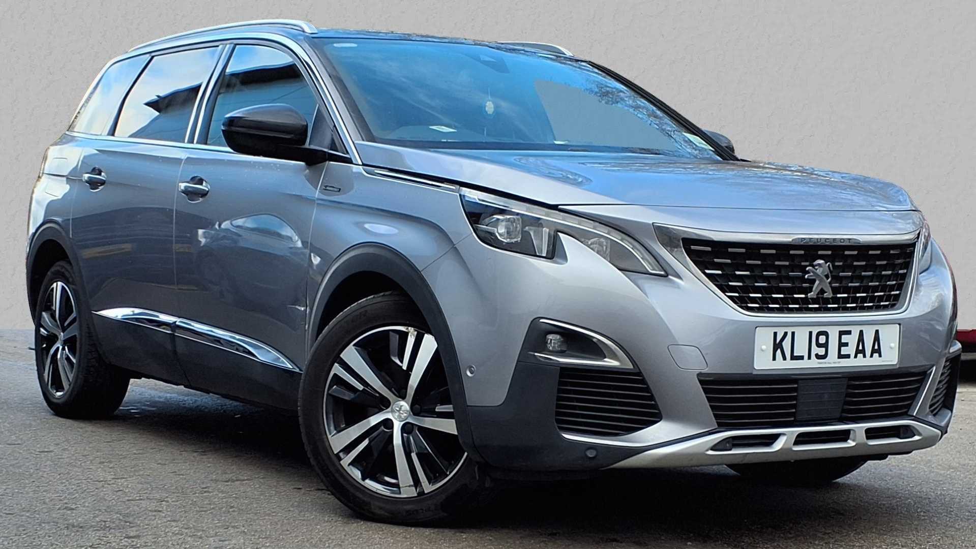 Main listing image - Peugeot 5008