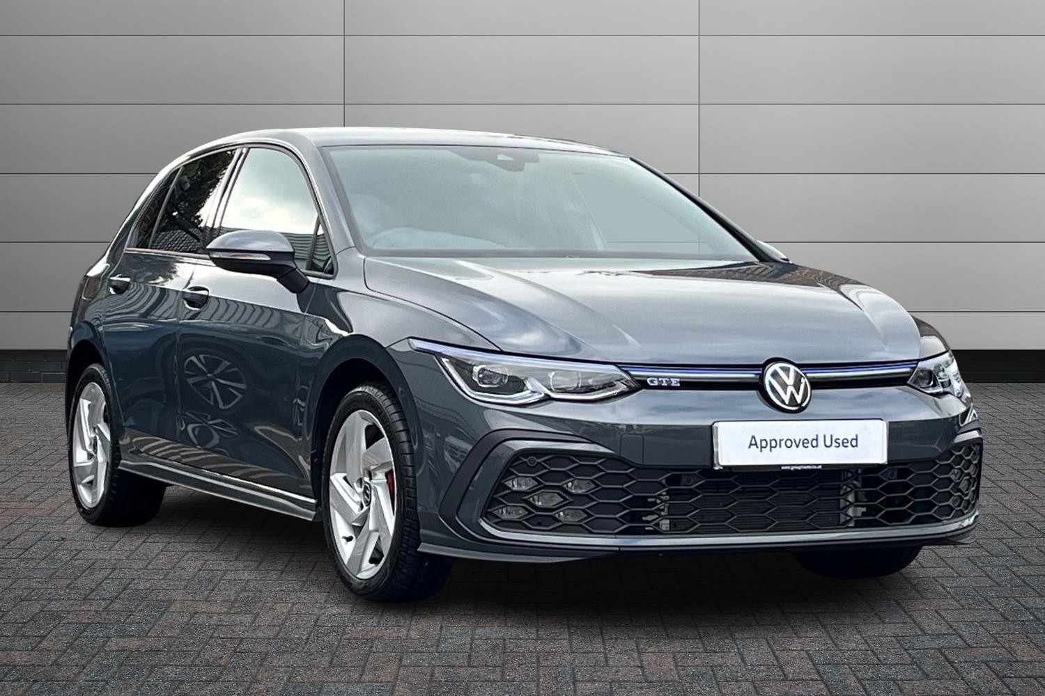 Main listing image - Volkswagen Golf GTE