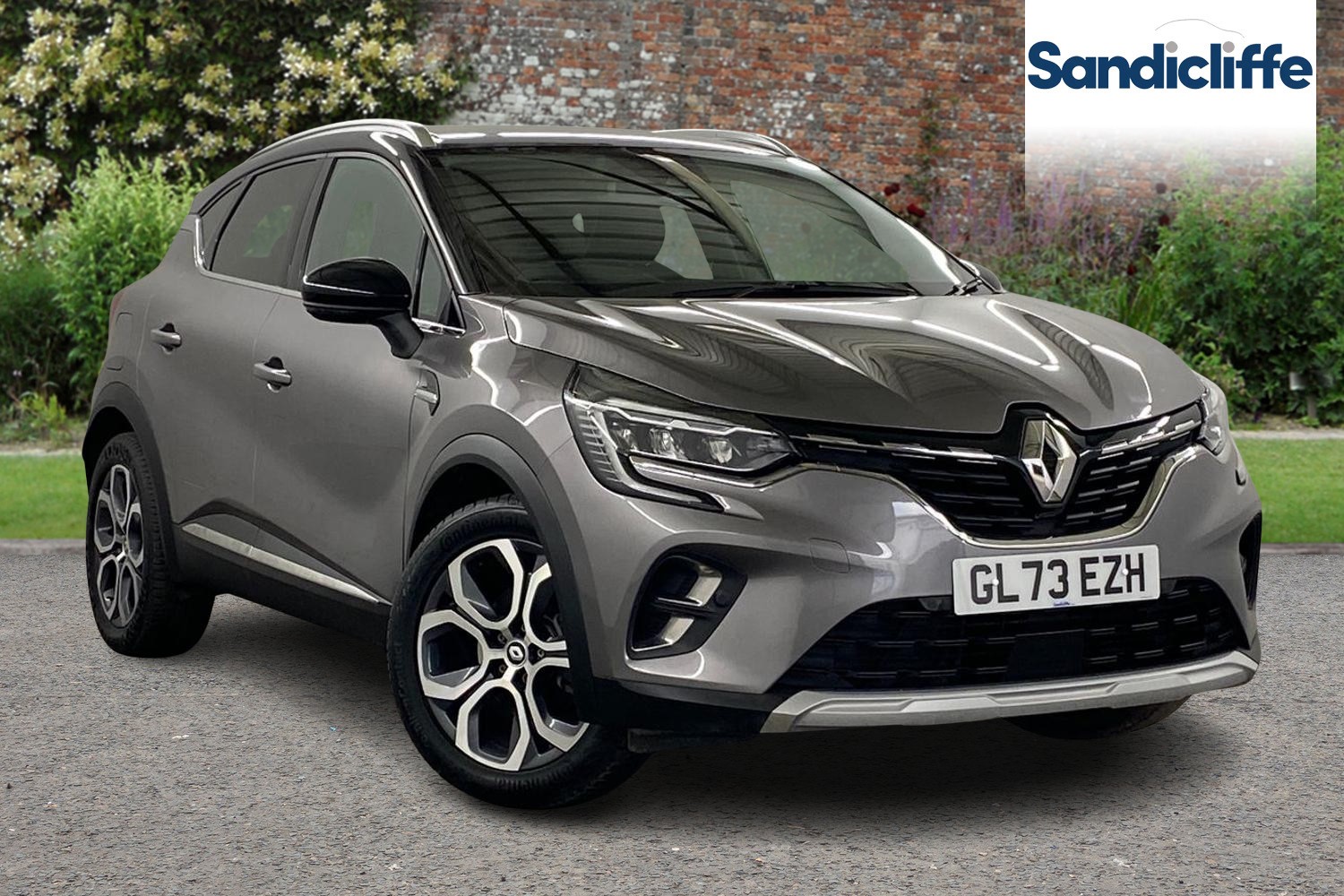 Main listing image - Renault Captur