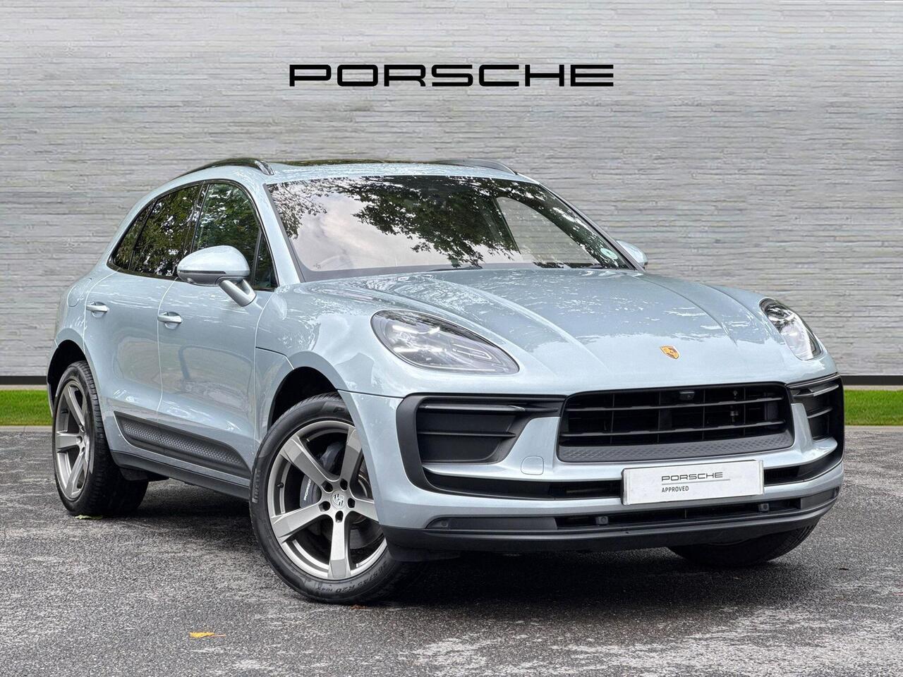 Main listing image - Porsche Macan