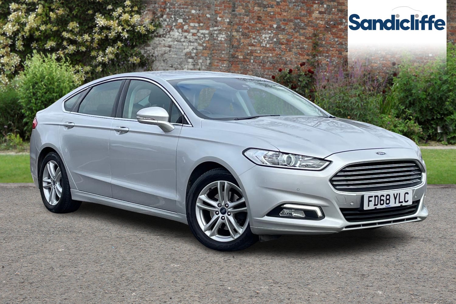 Main listing image - Ford Mondeo