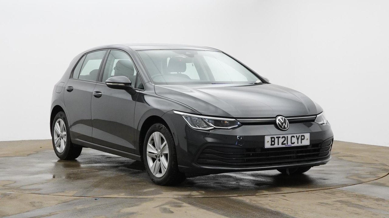 Main listing image - Volkswagen Golf
