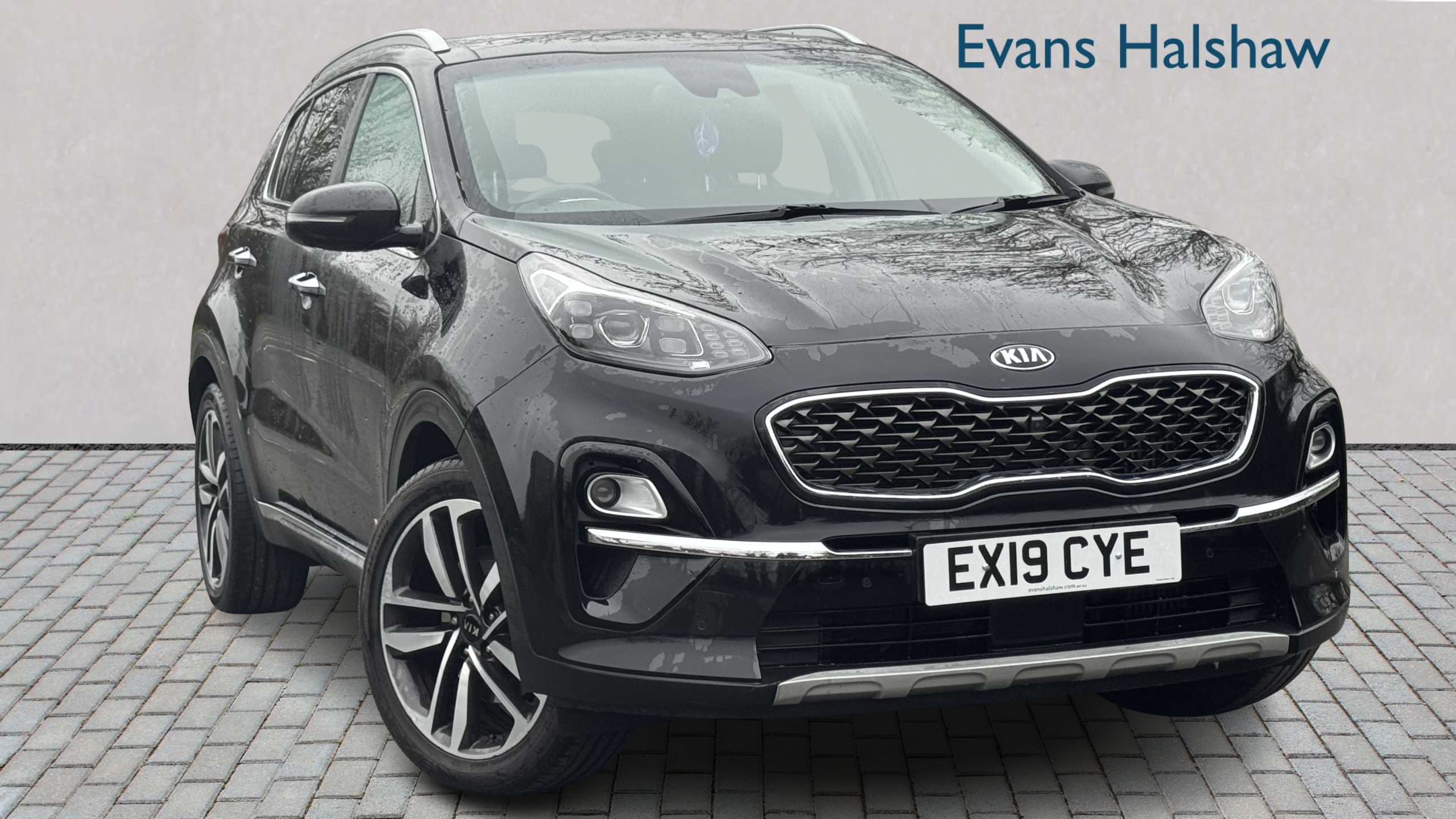 Main listing image - Kia Sportage